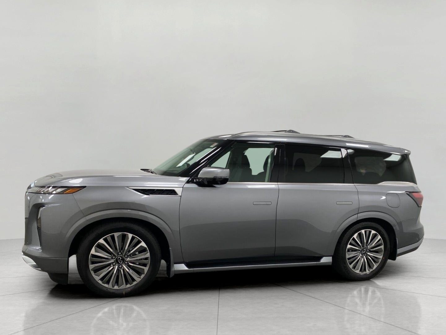 2027 INFINITI QX80 LUXE AWD