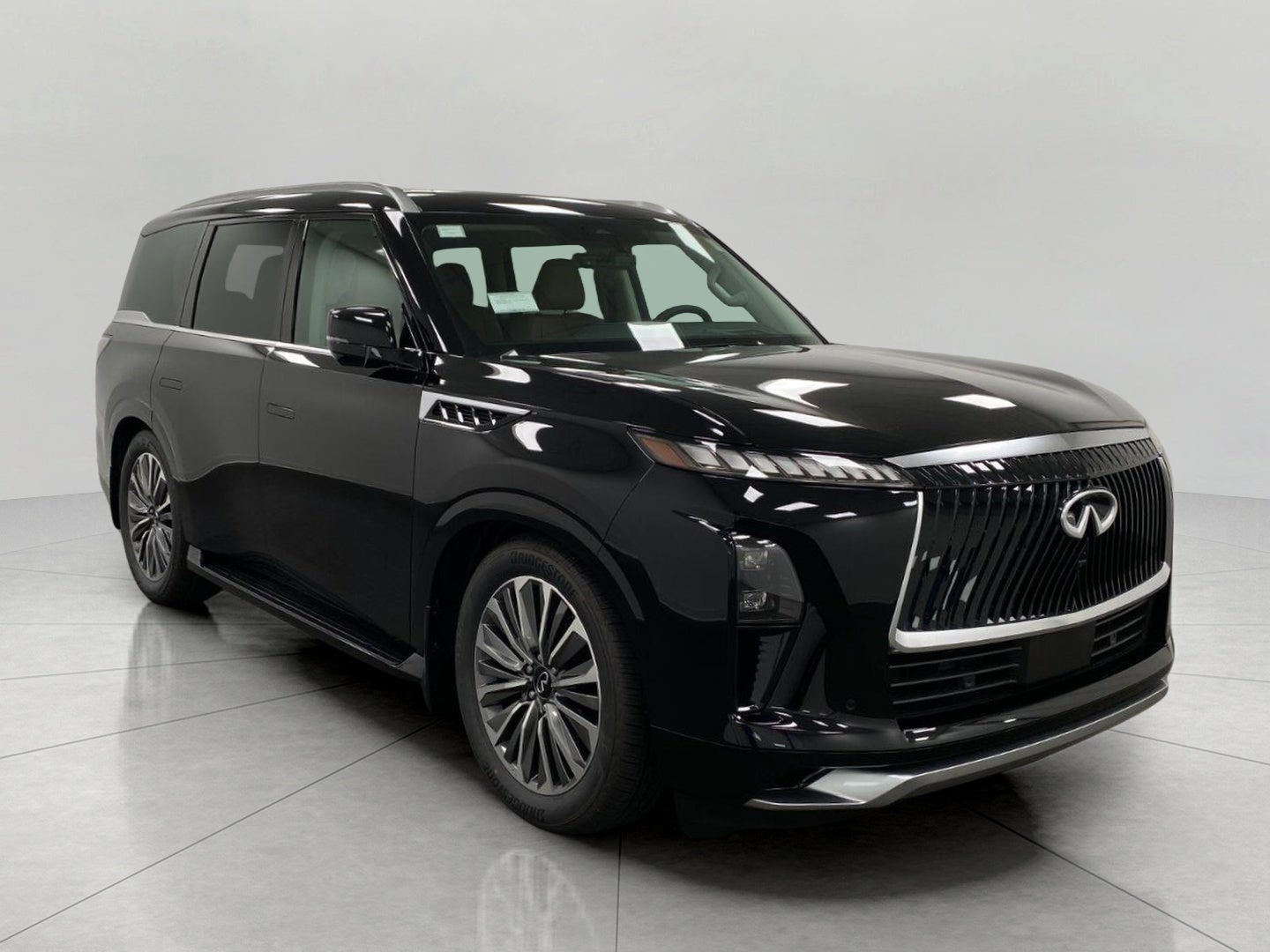 2027 INFINITI QX80 LUXE AWD
