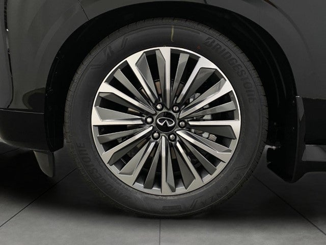 2027 INFINITI QX80 LUXE AWD
