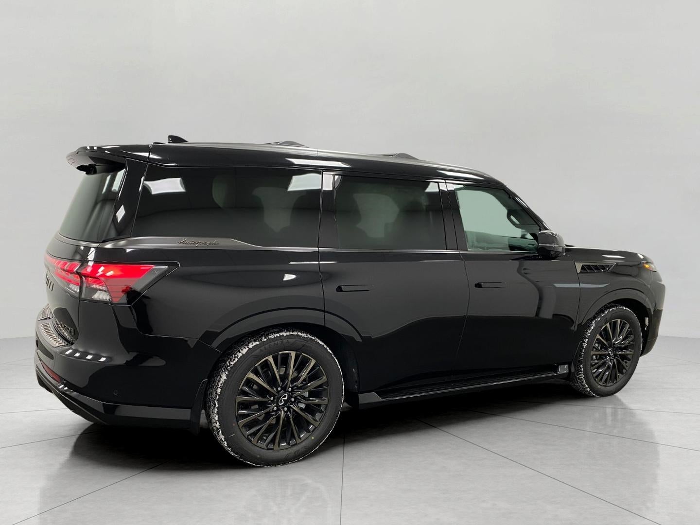2026 INFINITI QX80 AUTOGRAPH AWD