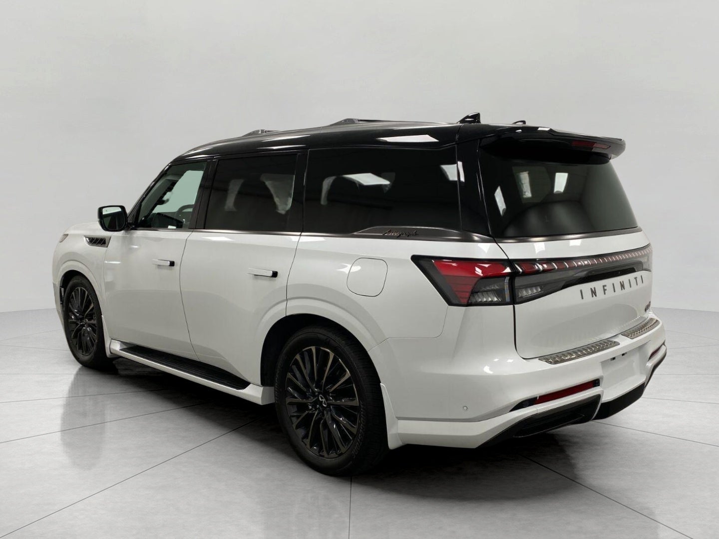 2027 INFINITI QX80 AUTOGRAPH AWD