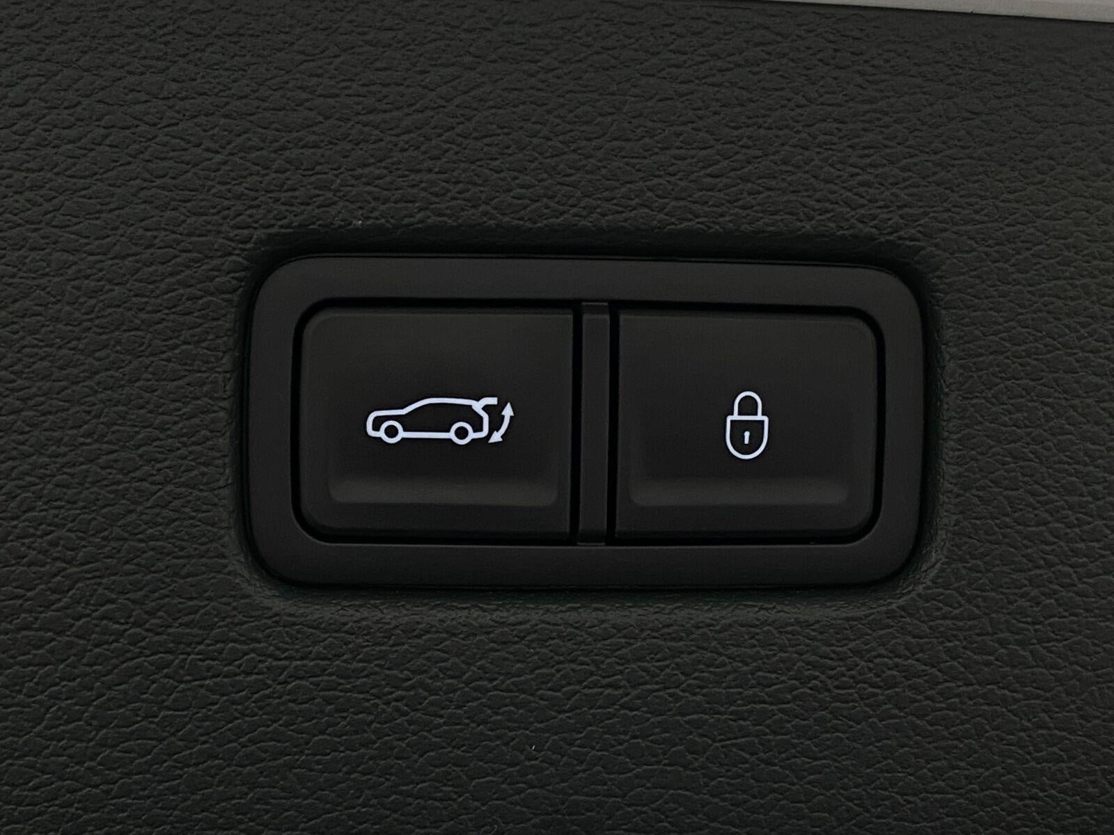 2025 Genesis GV80 2.5T Standard AWD