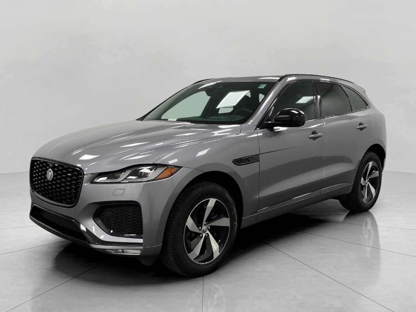 2026 Jaguar F-PACE P250 R-Dynamic S's photo