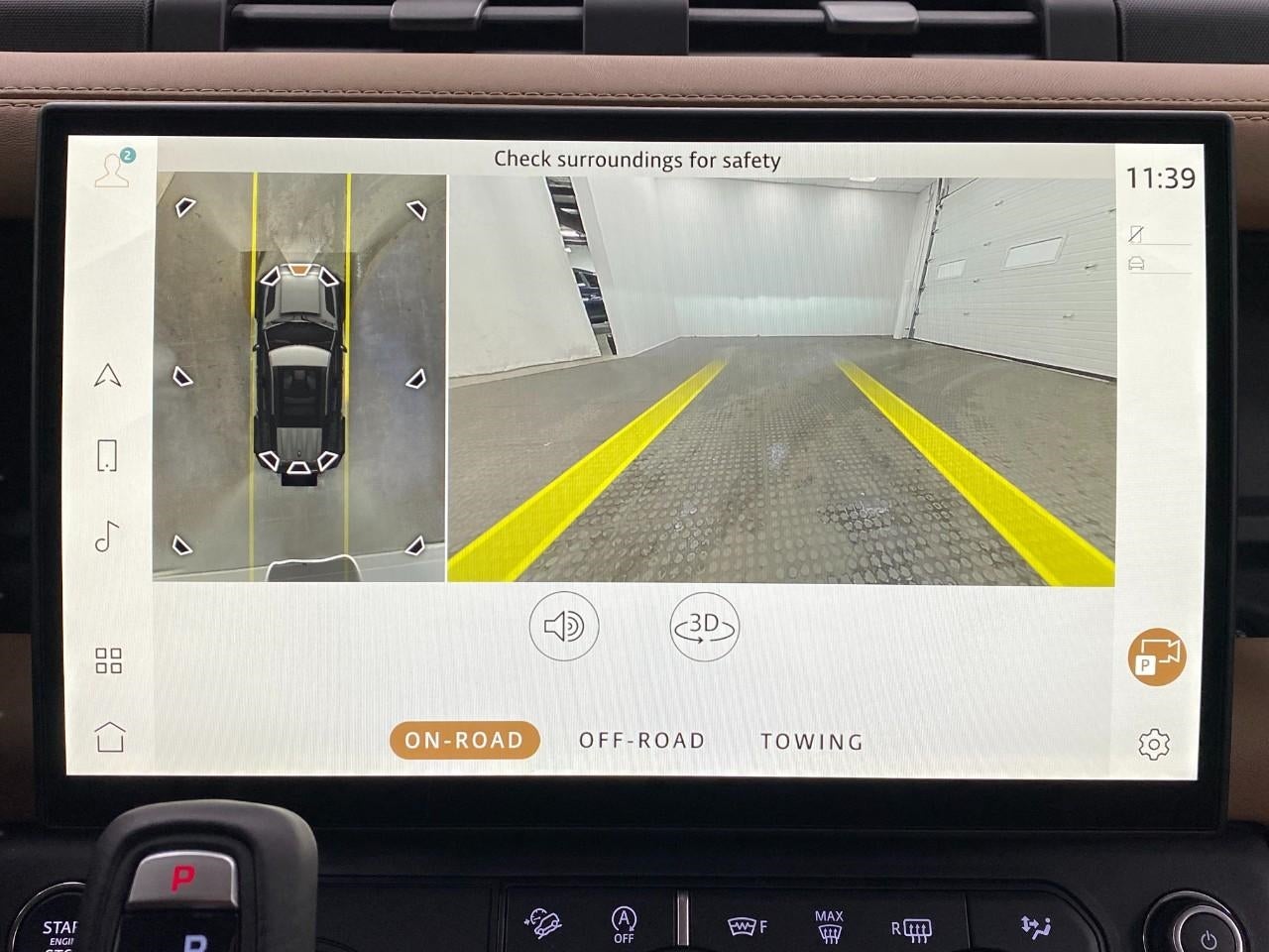 2026 Land Rover Defender 110 P400 X-Dynamic SE