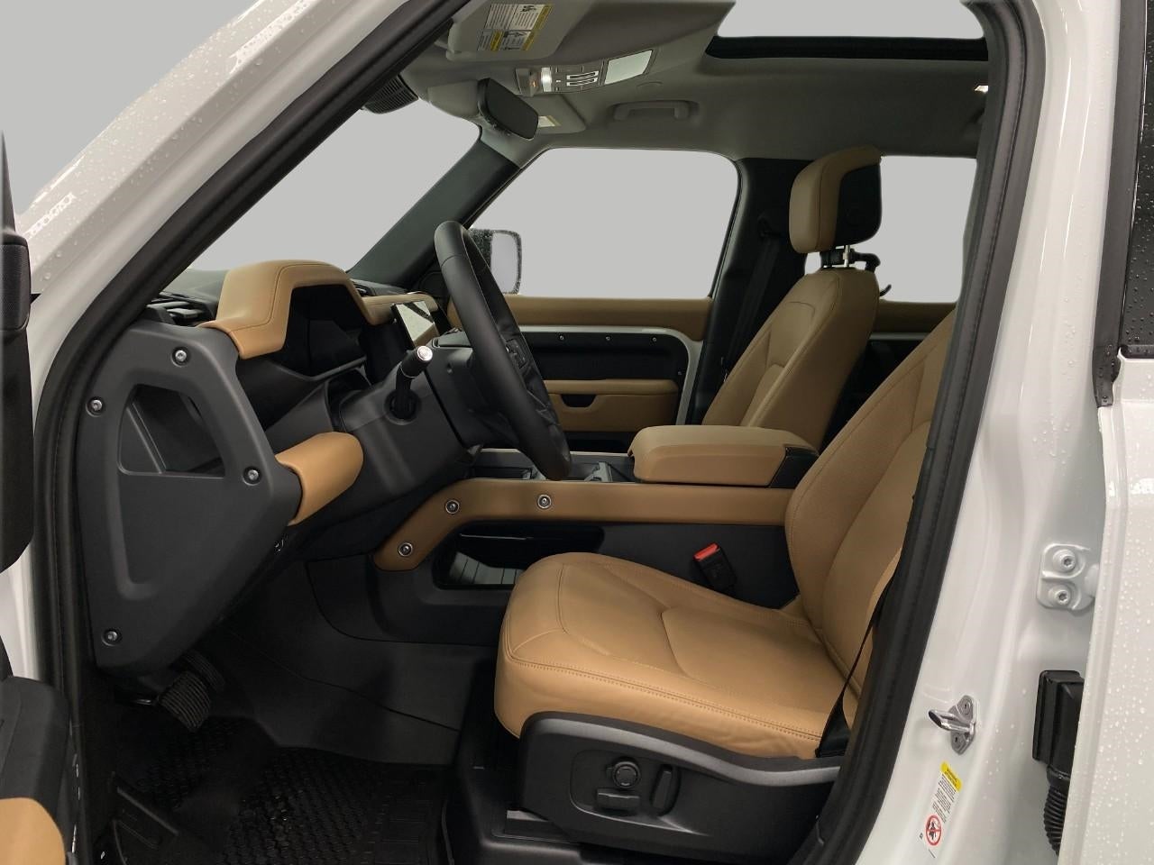 2026 Land Rover Defender 110 P400 X-Dynamic SE