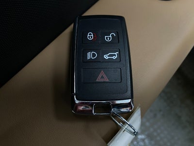 2026 Land Rover Defender 110 P400 X-Dynamic SE