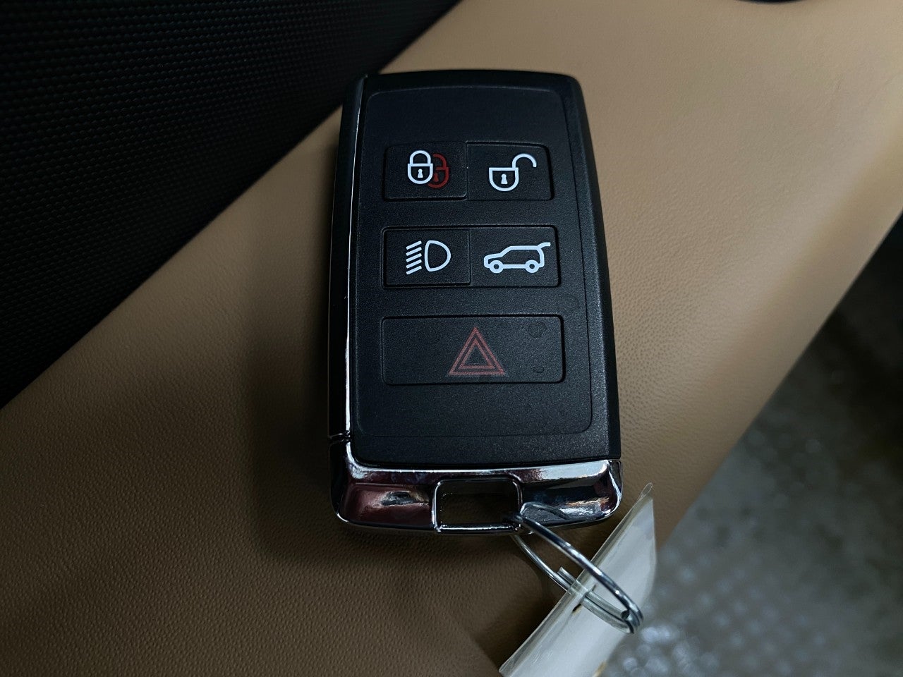 2026 Land Rover Defender 110 P400 X-Dynamic SE