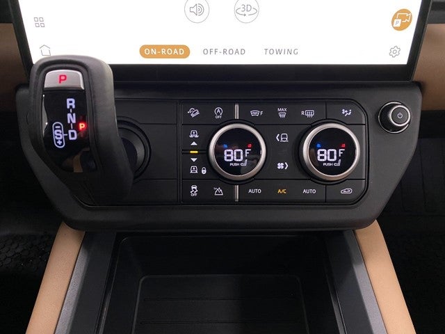 2026 Land Rover Defender 110 P400 X-Dynamic SE