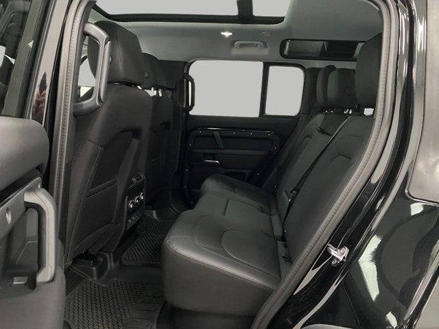 2025 Land Rover Defender 110 P300 S