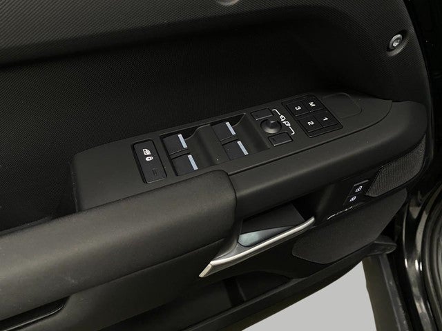 2025 Land Rover Defender 110 P300 S