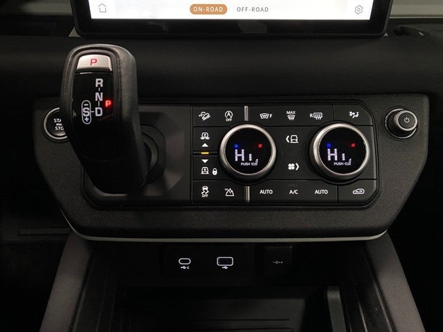 2021 Land Rover Defender 110 SE AWD
