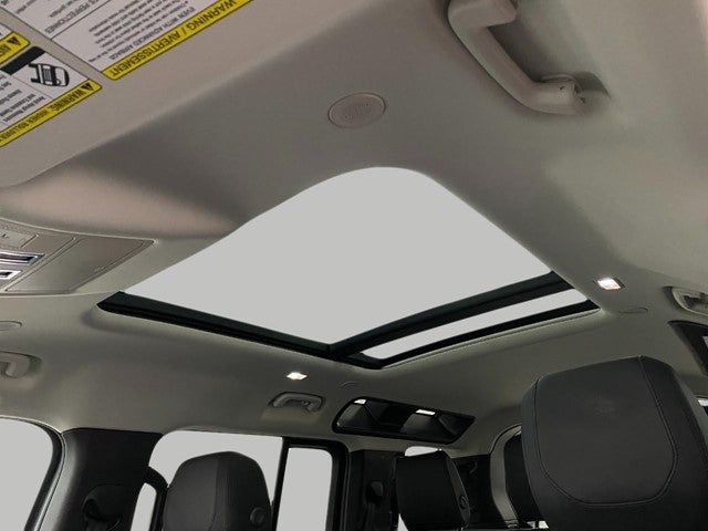 2021 Land Rover Defender 110 SE AWD