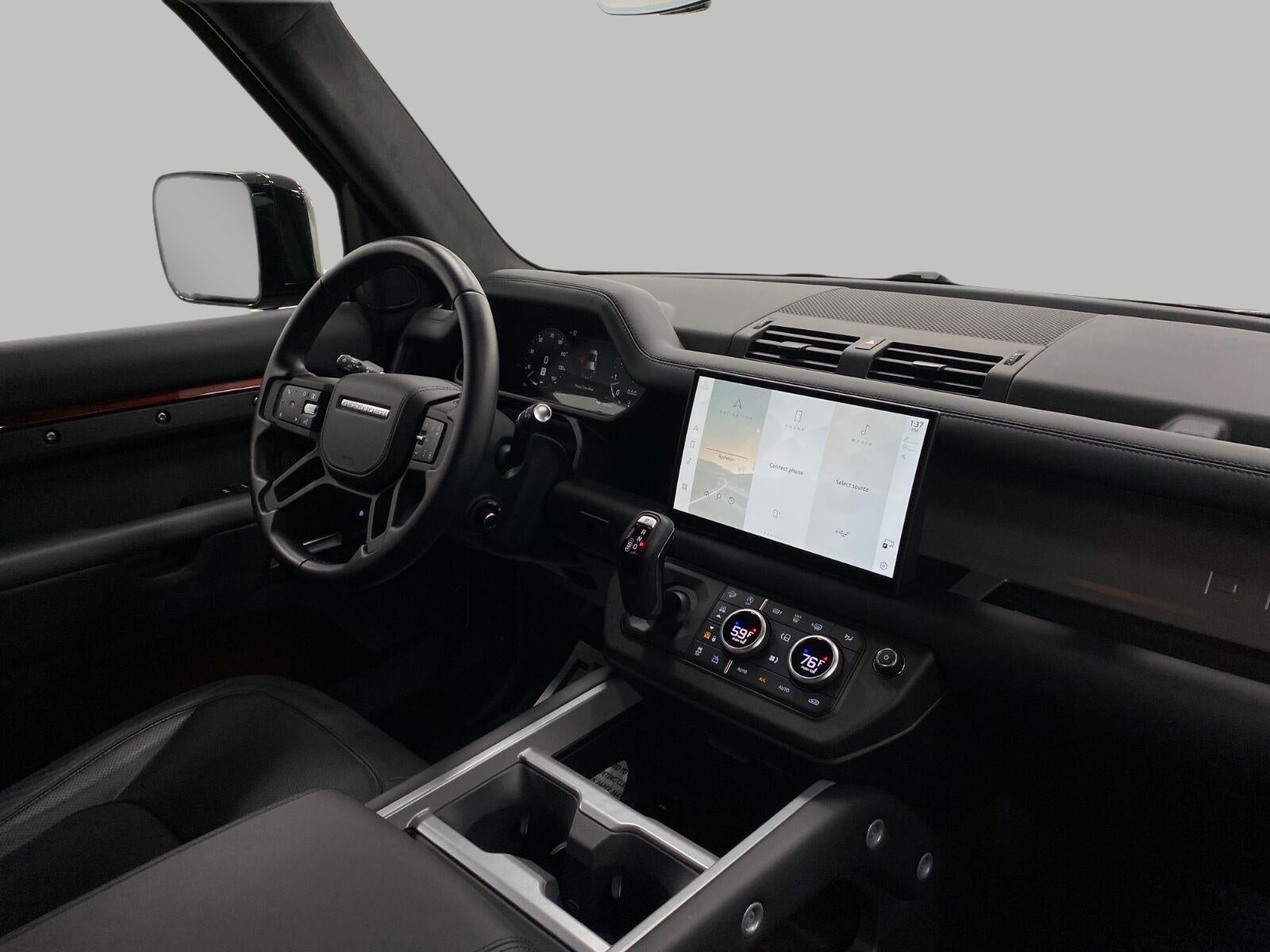 2025 Land Rover Defender 110 P400 Sedona Red Edition