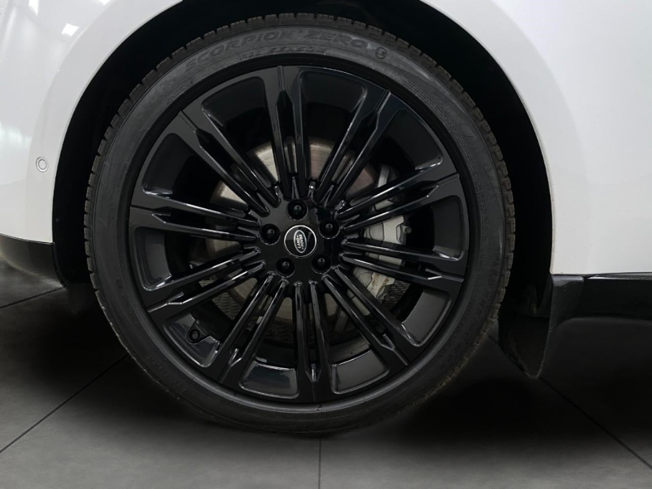 2024 Land Rover Range Rover P530 SE SWB