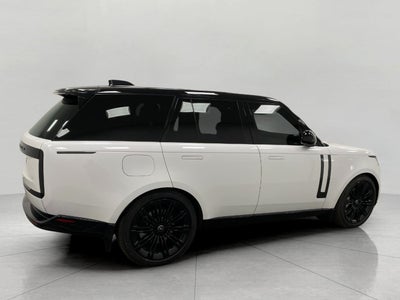 2024 Land Rover Range Rover P530 SE SWB