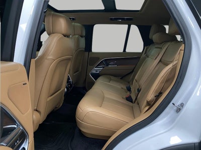 2024 Land Rover Range Rover P530 SE SWB