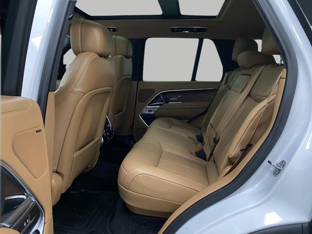 2024 Land Rover Range Rover P530 SE SWB