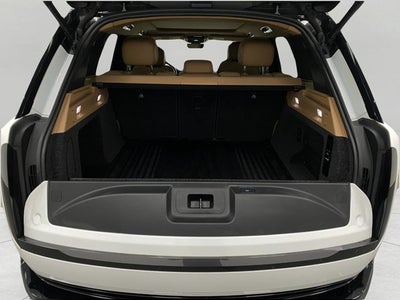 2024 Land Rover Range Rover P530 SE SWB