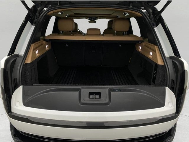 2024 Land Rover Range Rover P530 SE SWB