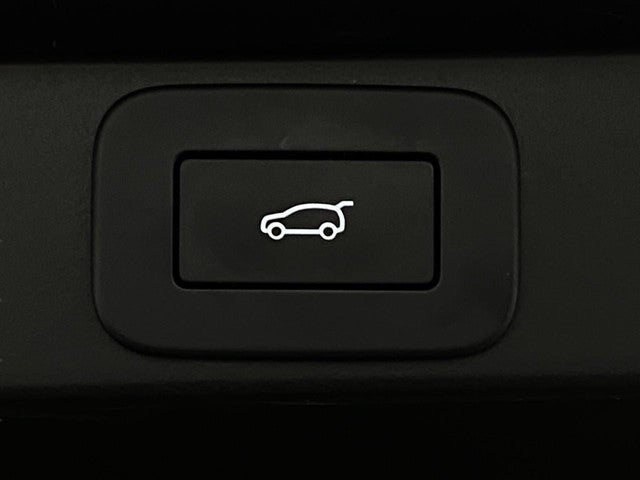 2024 Land Rover Range Rover P530 SE SWB