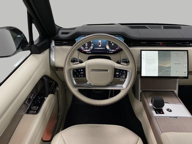 2025 Land Rover Range Rover P530 SE SWB