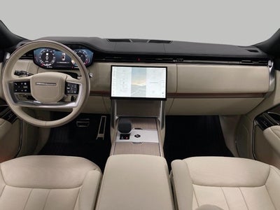2025 Land Rover Range Rover P530 SE SWB