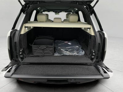 2025 Land Rover Range Rover P530 SE SWB