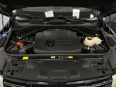 2025 Land Rover Range Rover P400 SE SWB