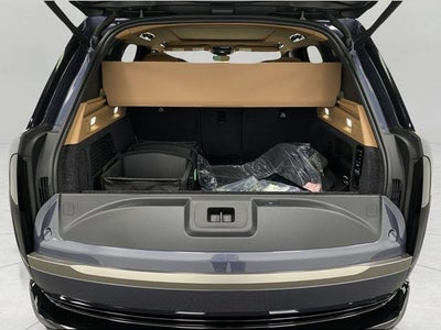 2025 Land Rover Range Rover P400 SE SWB