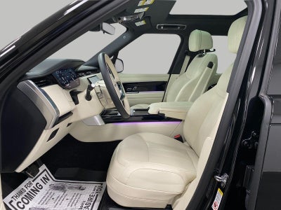 2025 Land Rover Range Rover P400 SE SWB