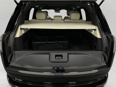 2025 Land Rover Range Rover P400 SE SWB