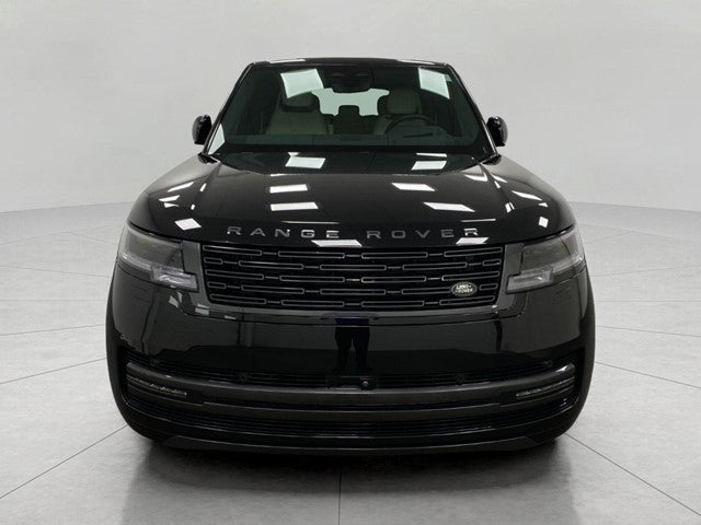 2025 Land Rover Range Rover P400 SE SWB
