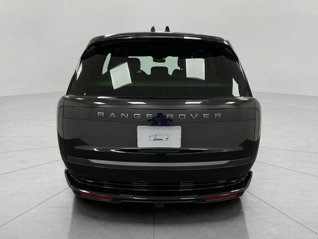 2025 Land Rover Range Rover P400 SE SWB