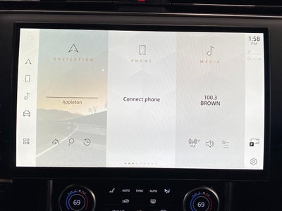 2022 Land Rover Range Rover P400 SE SWB