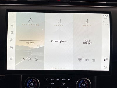 2022 Land Rover Range Rover P400 SE SWB