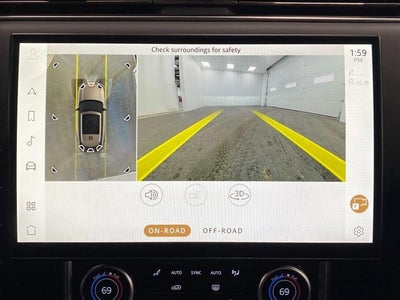 2022 Land Rover Range Rover P400 SE SWB