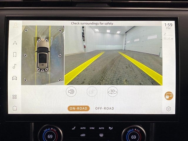 2022 Land Rover Range Rover P400 SE SWB