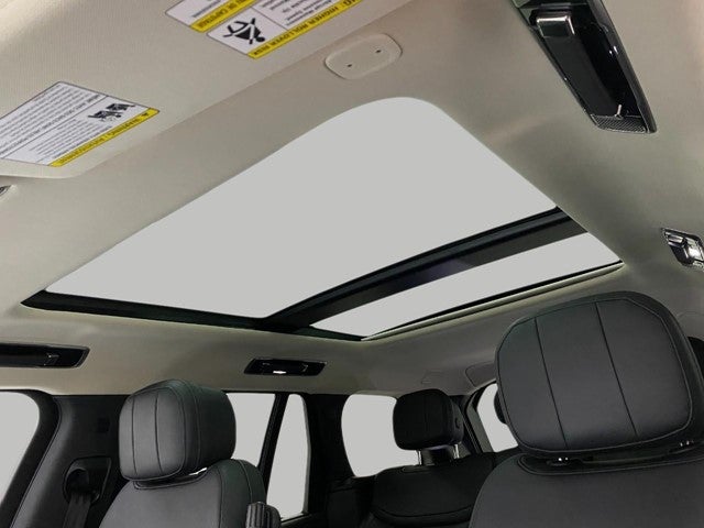 2022 Land Rover Range Rover P400 SE SWB