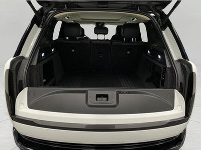 2022 Land Rover Range Rover P400 SE SWB