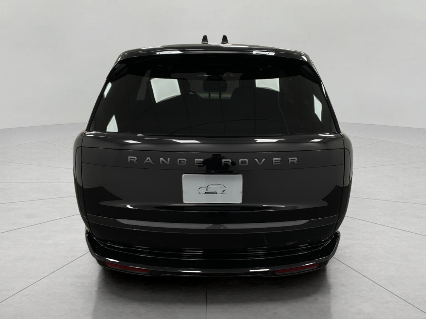 2025 Land Rover Range Rover P400 SE SWB