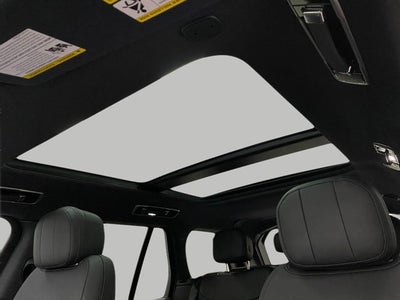 2025 Land Rover Range Rover P400 SE SWB