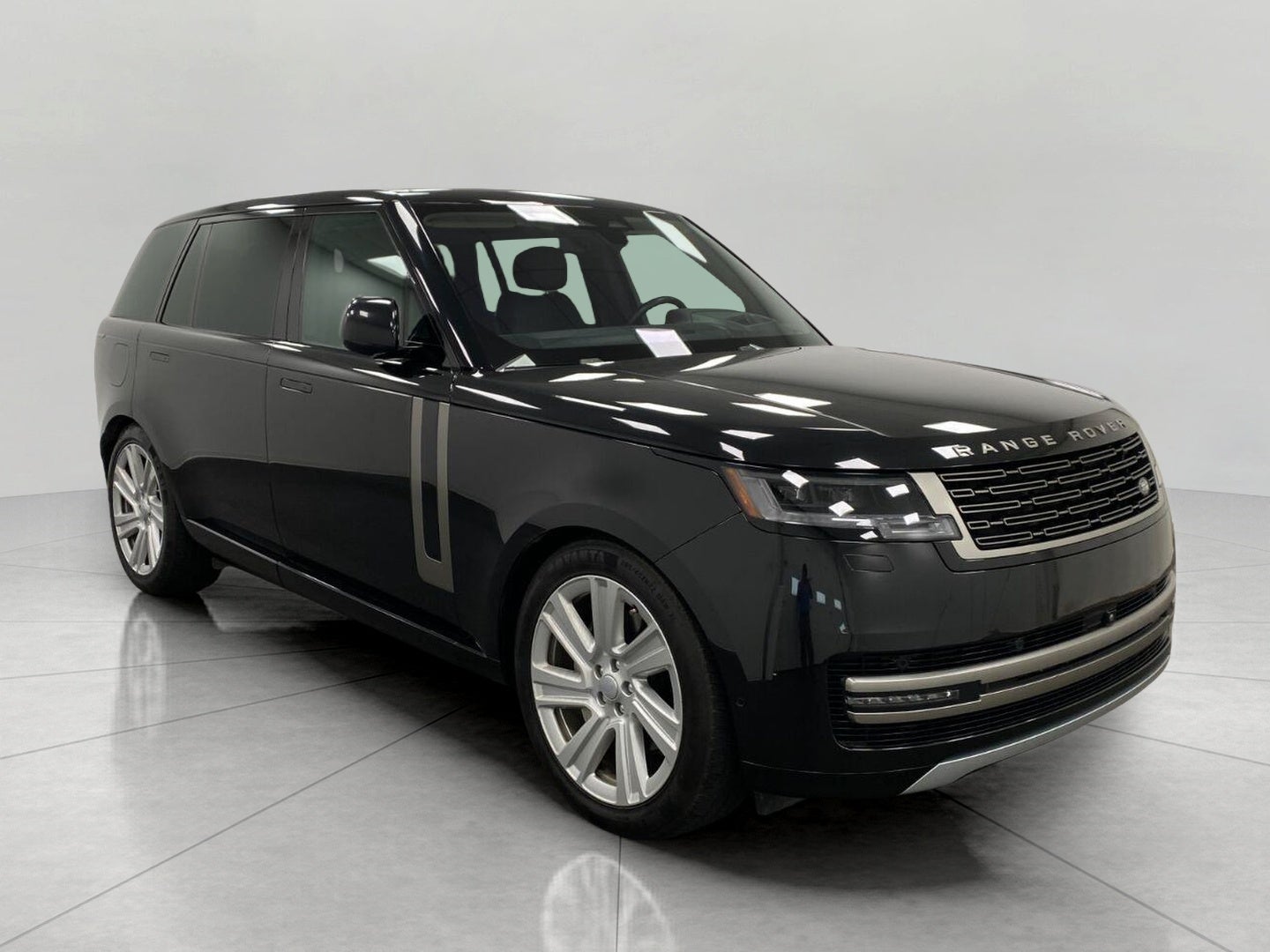 2022 Land Rover Range Rover P400 SE LWB 7 Seat