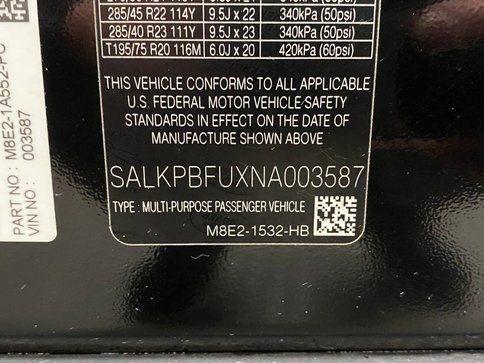 2022 Land Rover Range Rover P400 SE LWB 7 Seat