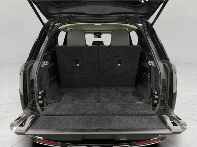 2022 Land Rover Range Rover P400 SE LWB 7 Seat