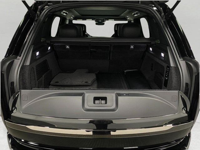 2024 Land Rover Range Rover P615 SV SWB