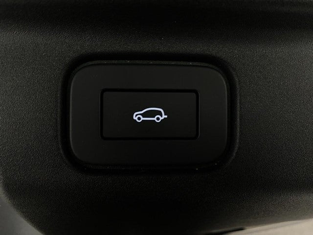 2024 Land Rover Range Rover P615 SV SWB
