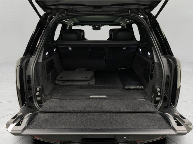 2024 Land Rover Range Rover P615 SV SWB