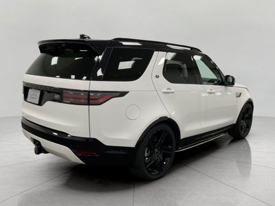 2024 Land Rover Discovery P300 Dynamic SE