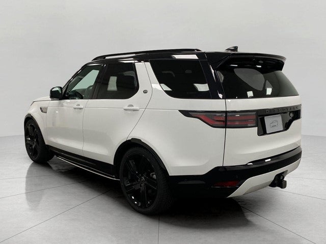2024 Land Rover Discovery P300 Dynamic SE