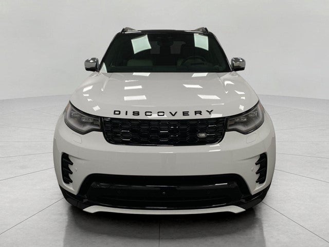 2024 Land Rover Discovery P300 Dynamic SE